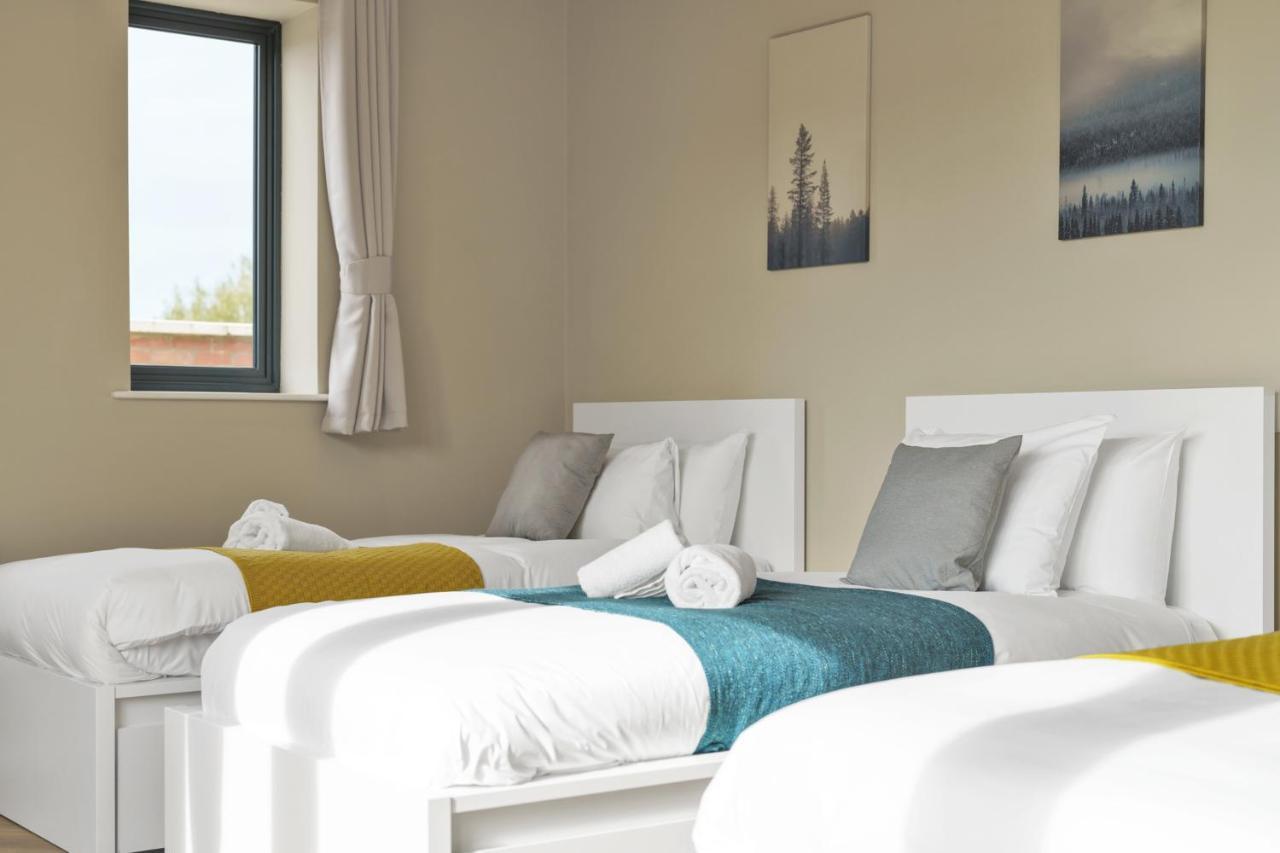 Oyo Fine B&B Hanwell ภายนอก รูปภาพ