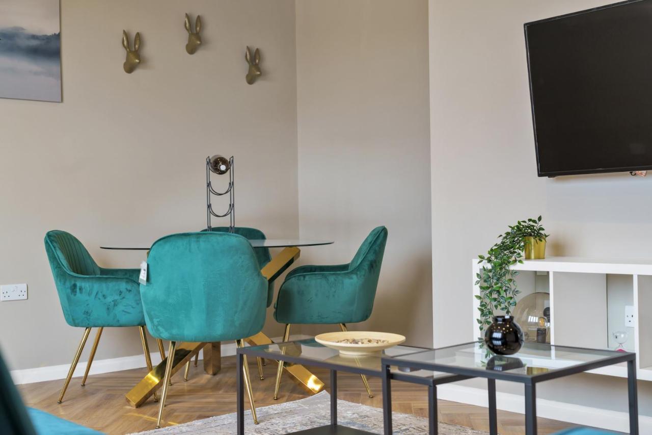Oyo Fine B&B Hanwell ภายนอก รูปภาพ